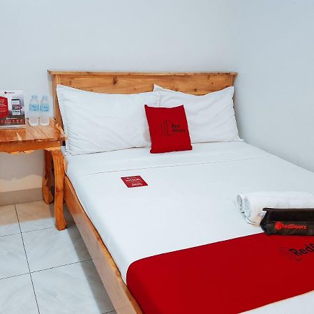 Hotel Reddoorz Near Ramiro Community Hospital Totolan Exteriér fotografie