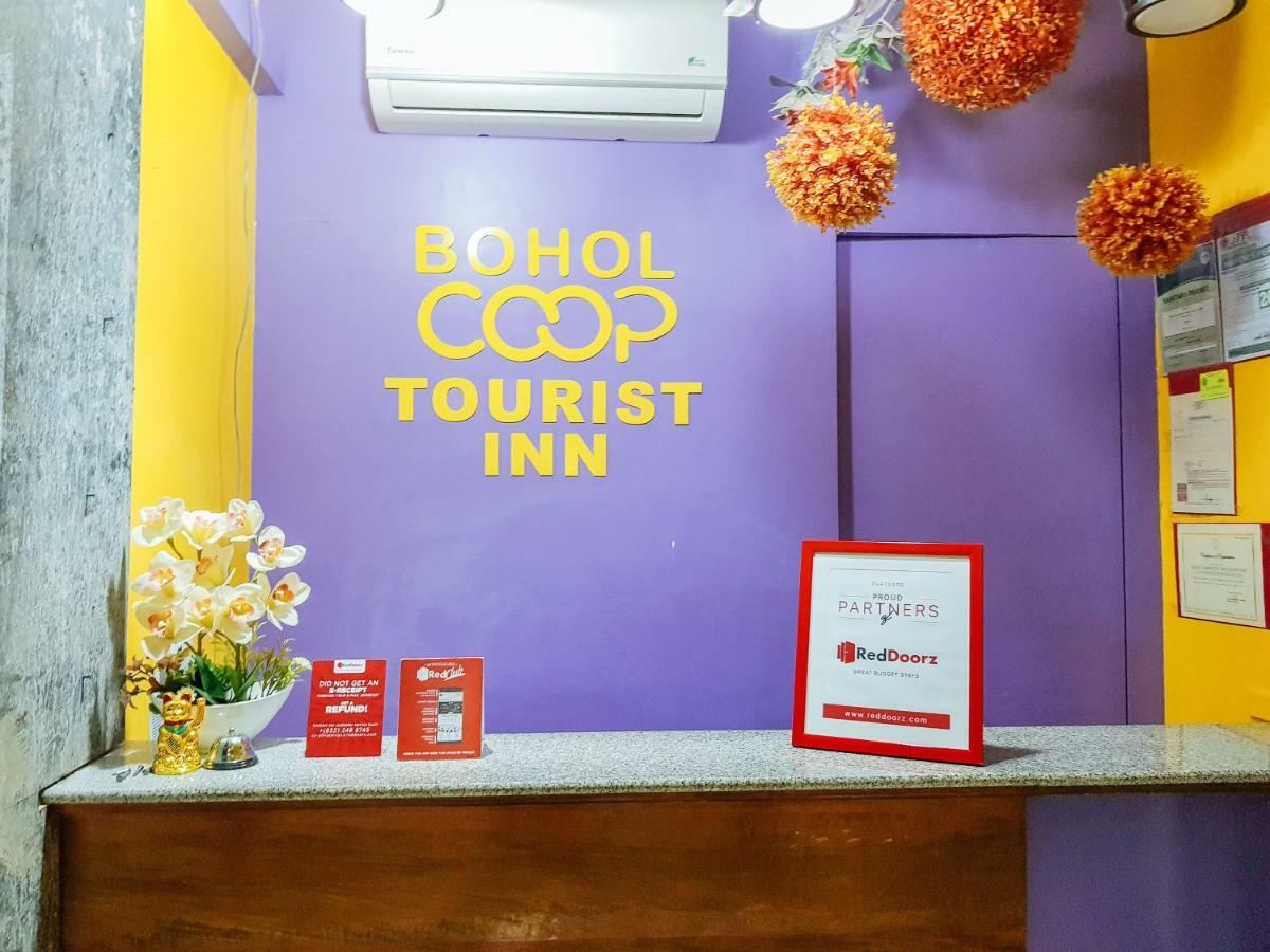 Hotel Reddoorz Near Ramiro Community Hospital Totolan Exteriér fotografie
